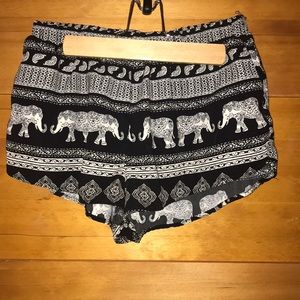 Forever 21 elephant print flowy shorts